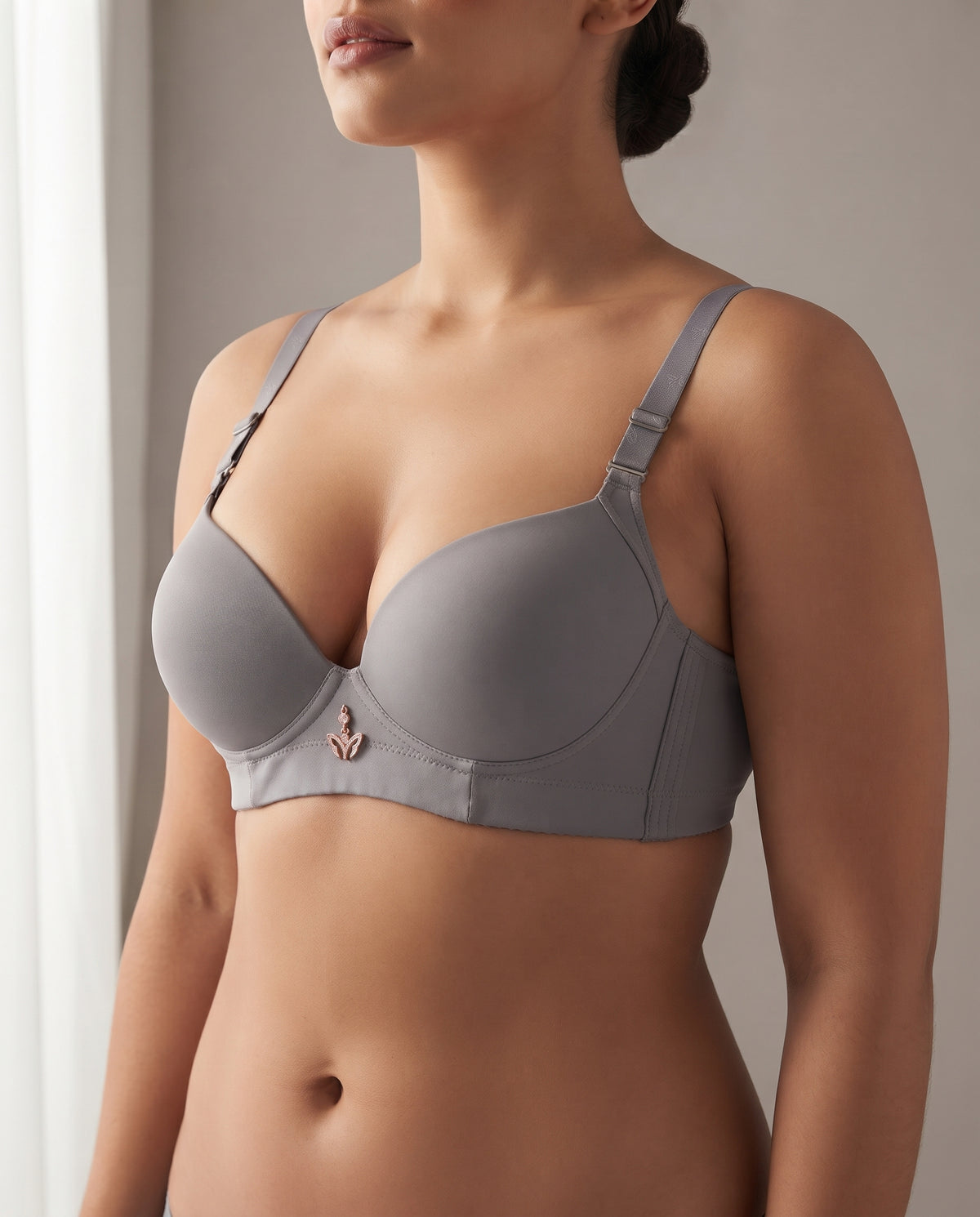 Push-Up Bra with Thin Mold Cups | Aurelle